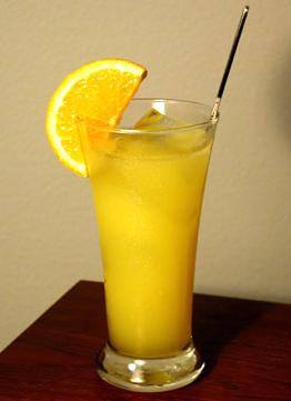 Reference photo of a Harvey Wallbanger